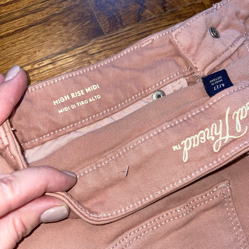 Universal Thread High Rise Midi Jean Shorts - Picture 2 of 6